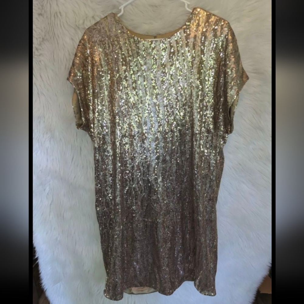 Halston Heritage Sequin Zebra Dress Gold. Champagne Size 10. Originally $595. - Picture 4 of 8